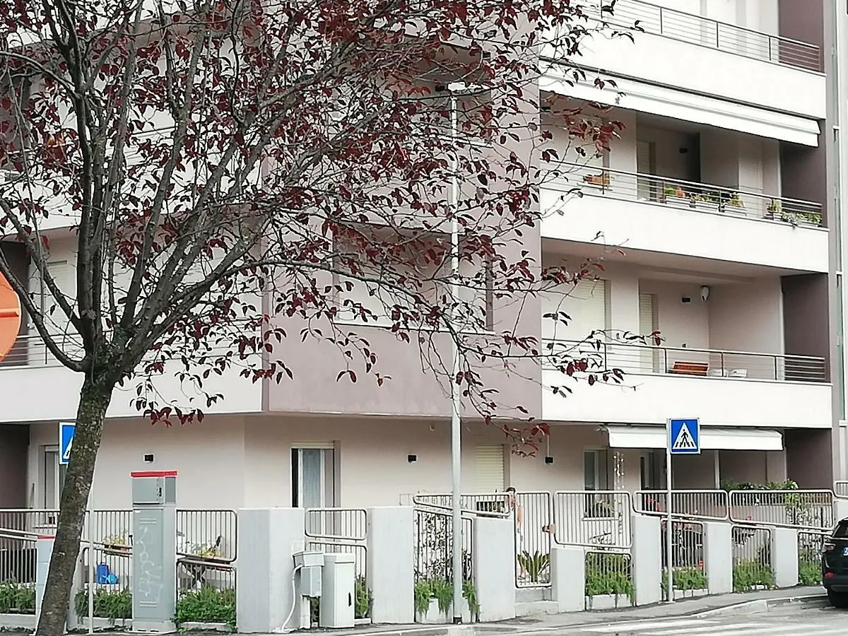Apartment Aleanto Home Verona Italy